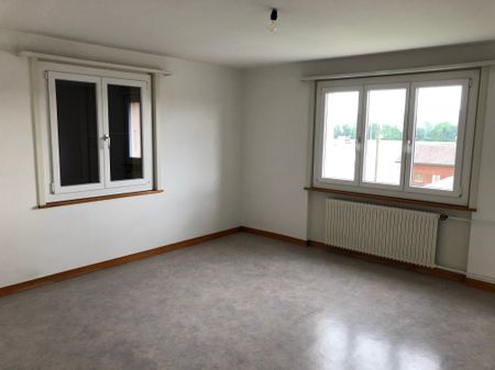 Schöne 3.5-Zimmerwohnung - Photo 2
