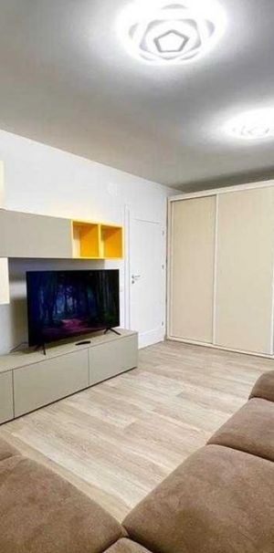 2 camere in bloc nou zona Lipovei - Photo 1