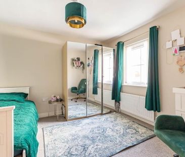 11 Lady Wallace Green, Lisburn, BT28 3NX - Photo 5