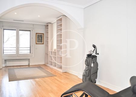 APARTMENT FOR RENT IN ALMAGRO - Photo 5