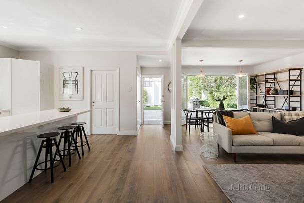 76 Andrew Street, Windsor - Photo 1