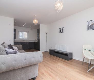 2 bedroom apartment to rent - Photo 3