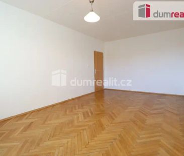 Pronájem bytu 3+1 s balkonem v Ostrově - Photo 4