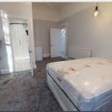 7 Bed - 47 Clarendon Road, Woodhouse, Leeds - LS2 9NZ - Student - Photo 3