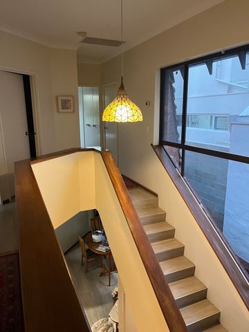 Swanbourne - Photo 4