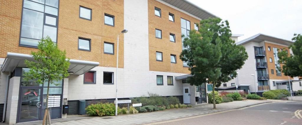 1 bedroom flat to rent - Photo 1