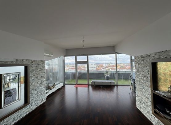 Citylights & Ballons – Penthouse mit besonderem Flair und EBK! - Photo 1