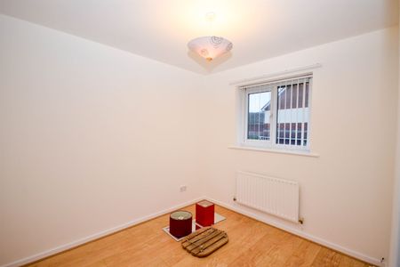 3 bed semi-detached house to rent in Chaucer Close, Gateshead, NE8 - Photo 3