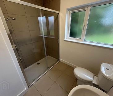 140 Bloomfield Road South, Bangor, BT19 7HR - Photo 6