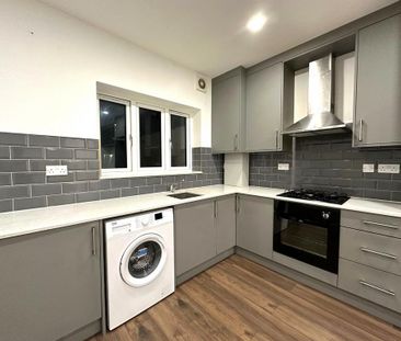 2 bedroom semi-detached house to rent - Photo 6