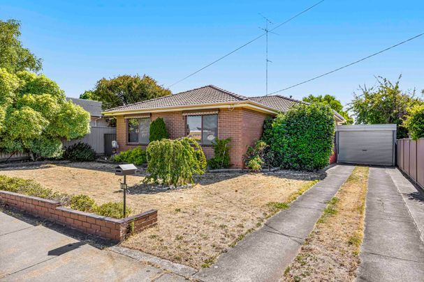 Well Located Family Home In Wendouree - Photo 1