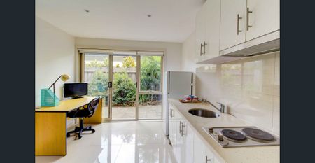 Monafield Apartments - Student Accommodation Caulfield - Photo 4