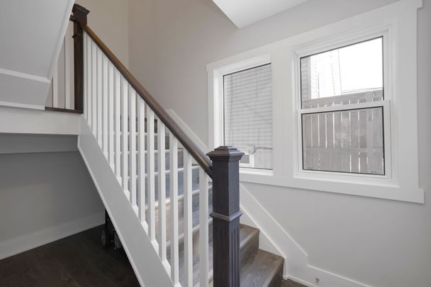 For Lease - 89 Orchard View Boulevard Unit# Upper, Oshawa, Ontario - Photo 1