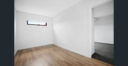 ARCHITECTURALLY DESIGNED INNER CITY LIVING - Photo 5