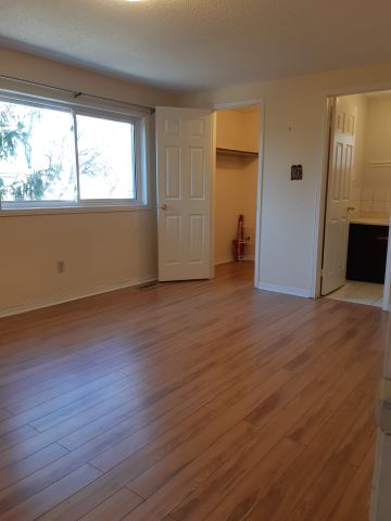 For Lease - 85 Halfmoon Square, Toronto, Ontario - Photo 4