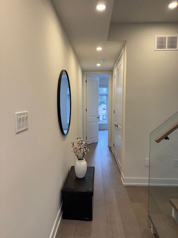 For Lease - 188 Mcroberts Avenue Unit# West Bedroom, Toronto, Ontario - Photo 4