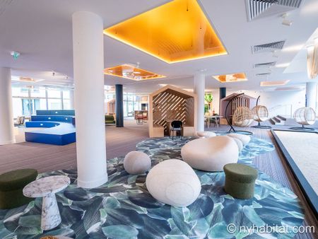 Logement à Paris, Location meublée - Photo 2