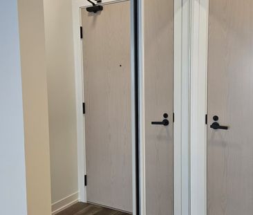 For Lease - 8 Interchnage Way Unit# 1010, Vaughan, Ontario - Photo 5