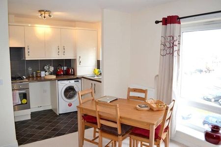 2 bedroom flat to rent - Photo 4