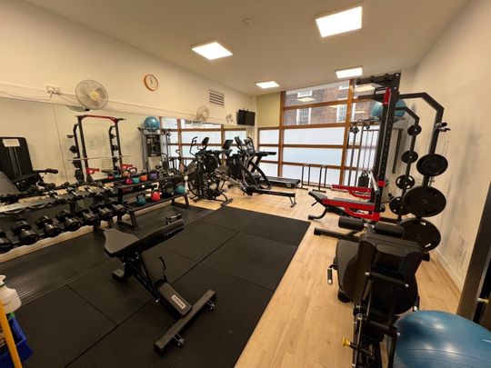 1 Bed Flat, Gilbey House, NW1 - Photo 1