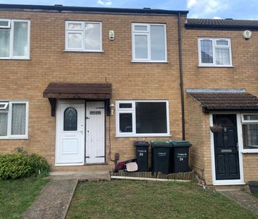 3 bedroom House To Let - Photo 5