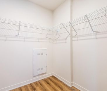 1230 Avenue De La Croisée, Terrebonne, QC - Photo 3