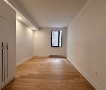 3201 Boulevard Édouard-Montpetit, #101 - Photo 6