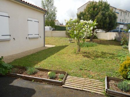 PAVILLON DE PLAIN PIED NIORT - 90 m2 - Photo 4