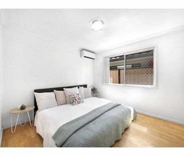63 Coombabah Road, Runaway Bay - Photo 1