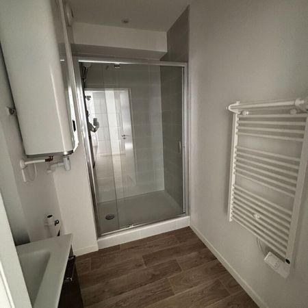 Location Appartement 2 pièces 34m² - Photo 3