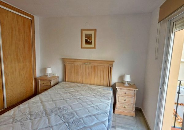 LONG TERM RENTAL IN LA CARIHUELA 3 BEDROOMS, AND PRIVATE PARKNG – tor501ts