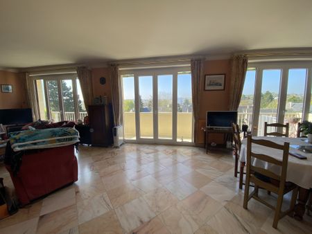 APPARTEMENT T4 AMIENS SUD - BALCONS / GARAGE / CAVE - Photo 4