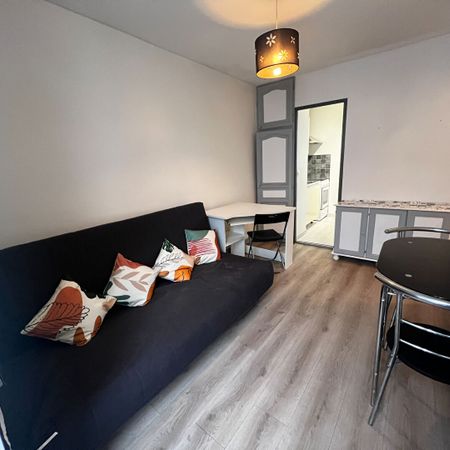 VIROFLAY - STUDIO MEUBLE DE 18M², - Photo 3