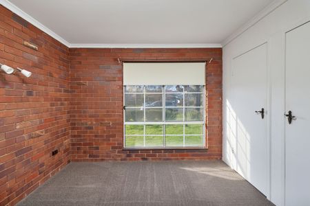 Modern 2-Bedroom Unit in Central Wagga! - Photo 4