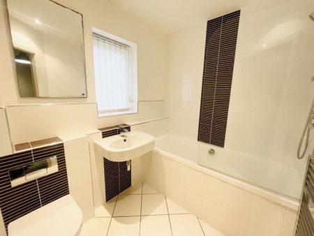 2 bedroom apartment to rent - Photo 4