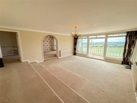 3 bedroom apartment to rent - Photo 3