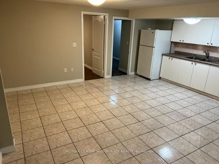 For Lease - 1088 Windbrook Grove Unit# Bsmt, Mississauga, Ontario - Photo 4