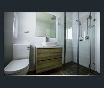 Everything at your Doorstep - Photo 3