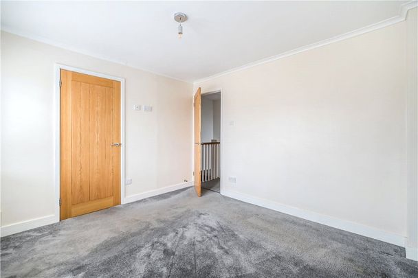 A modern light and bright 3 bedroom end of terrace house with rear garden and allocated parking space in the pretty village of Colerne, north east of Bath. - Photo 1