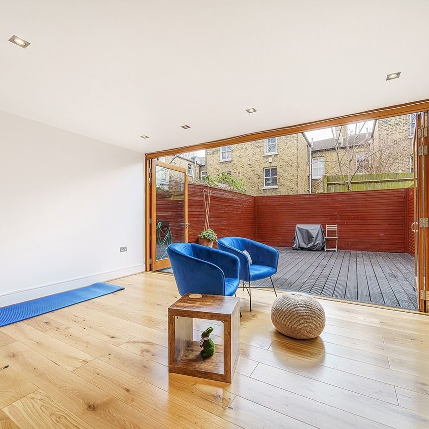 1 Bed Flat, Kellett Rd, SW2 - Photo 1