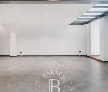 Appartement te huur in Sint-Jans-Molenbeek voor € 2.250 met 3 slaap... - Photo 5