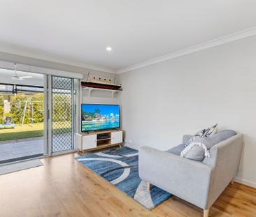 7 Olaf Loop, Park Ridge QLD 4125 - House For Rent - $720 | Domain - Photo 6