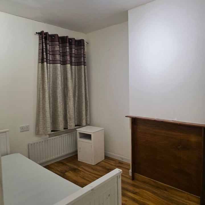 Room in a Shared House, Awdrys Road, IG11 - Photo 1