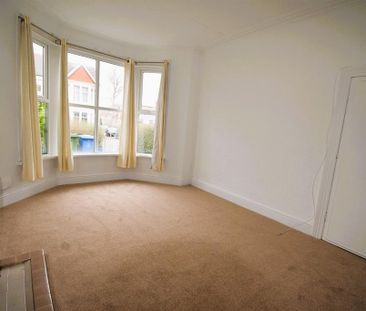 4 bedroom terraced house to rent - Photo 5