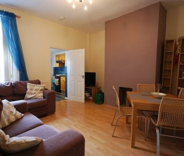 2 Bed - Mowbray Street, Heaton - Photo 4