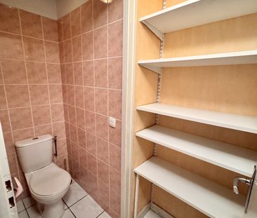 Location Appartement 2 pièces 49m² AIX LES BAINS 73100 - Photo 4