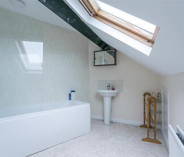 4 bedroom maisonette to rent - Photo 2