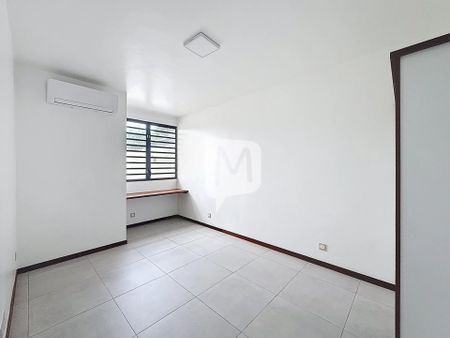 Location Appartement 3 pièces 75m² CAYENNE 97300 - Photo 3