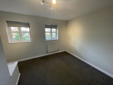 2 bedroom semi-detached house to rent - Photo 4
