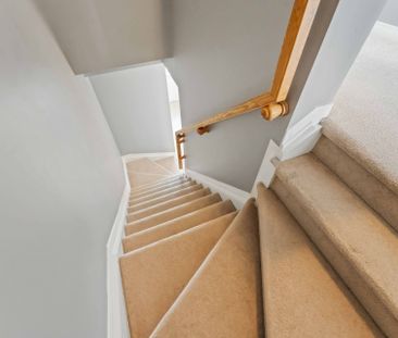 For Lease - 230 Shanly Private, Barrhaven, Ontario - Photo 6